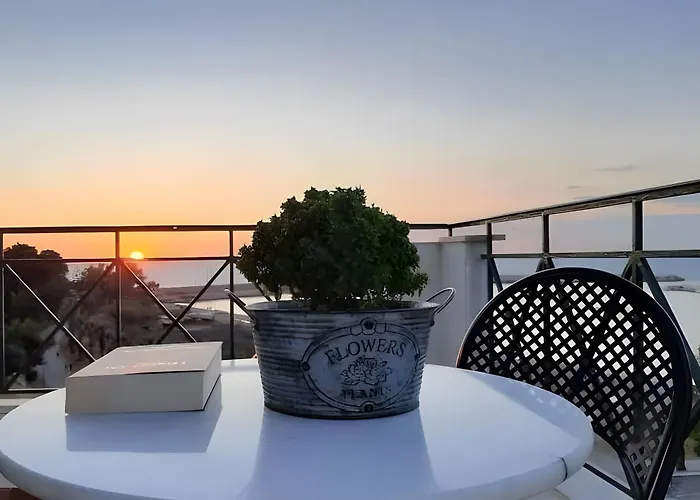 Lejlighed A View From The Attic Window Kyparissia